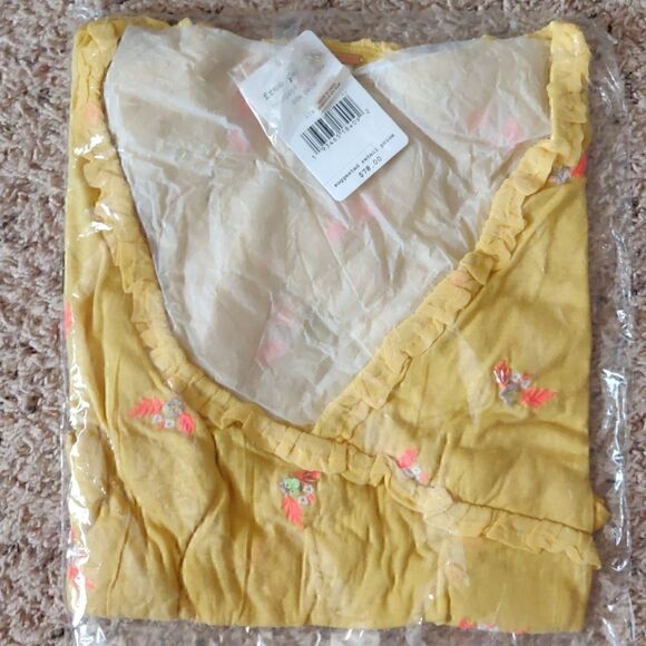 NEW $78 Free People Full Bloom Top Sun Drop Small - Picture 15 of 16